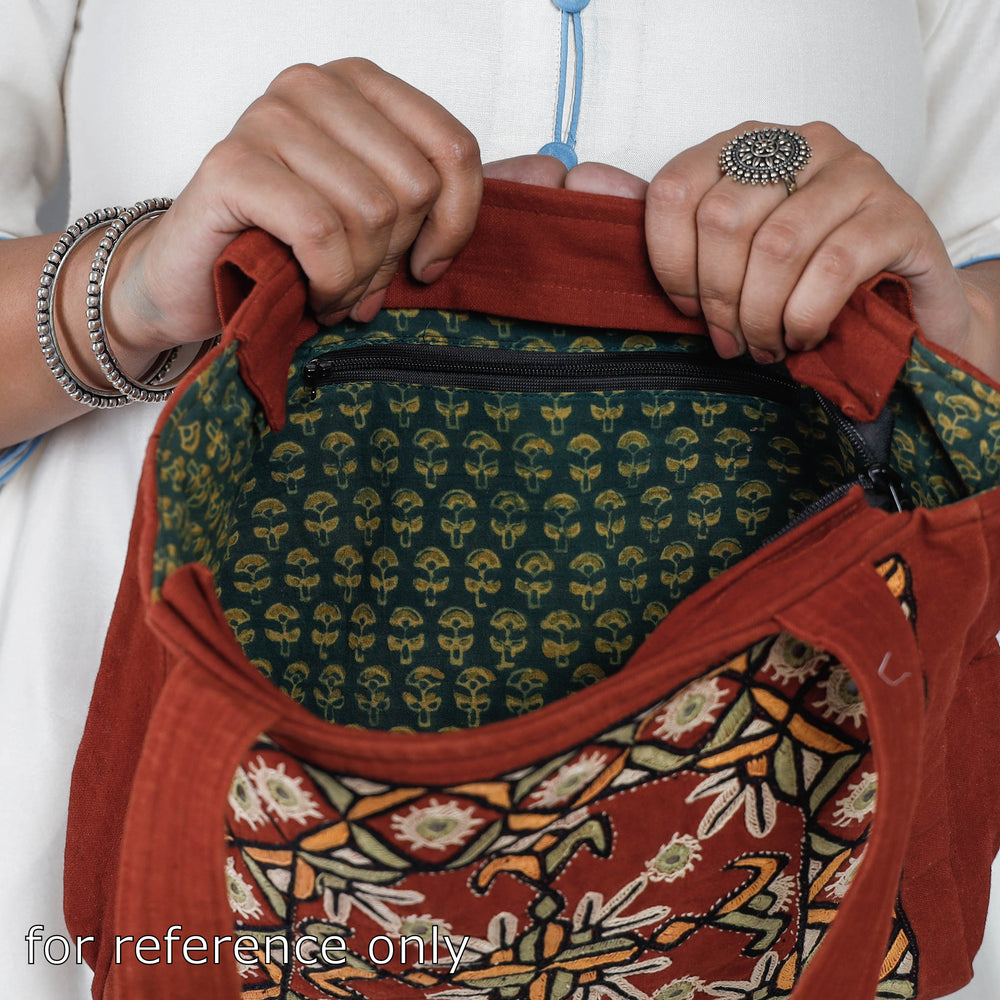  kala raksha embroidery shoulder bag