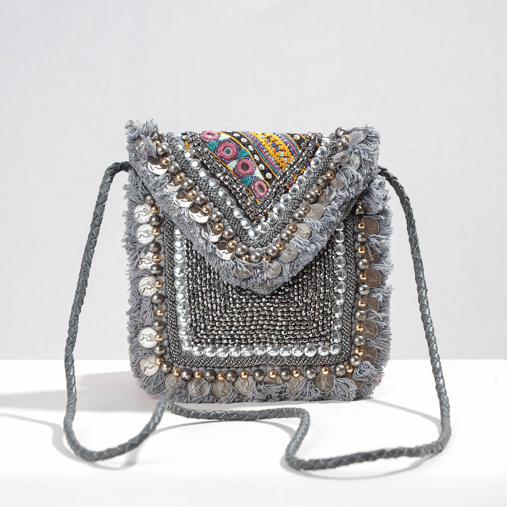 embroidery sling bag 