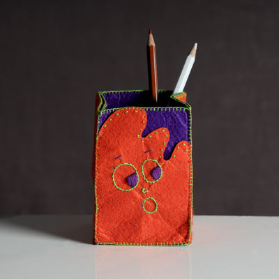 Threadwork Story Board Pen Stand - Toothy