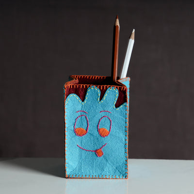 Threadwork Story Board Pen Stand - Toothy