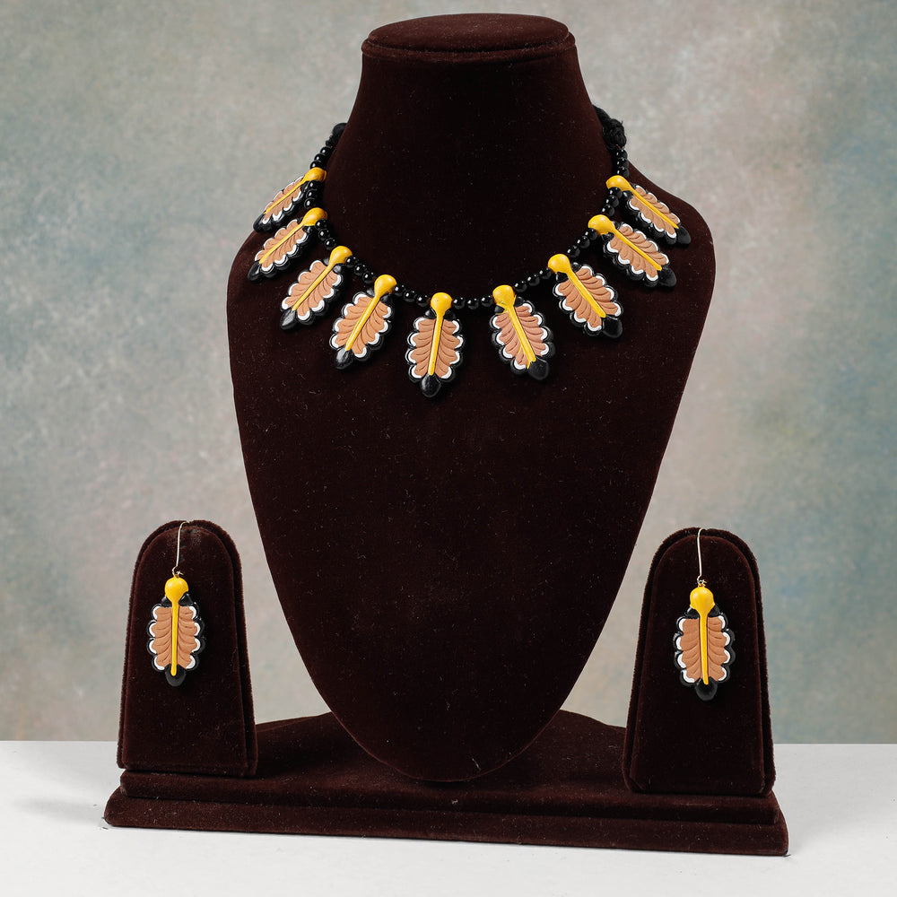 handpainted terracotta necklace set