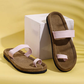 Buy Toe Ring Handcrafted Women's Leather Slippers with Suede Online at iTokri.com