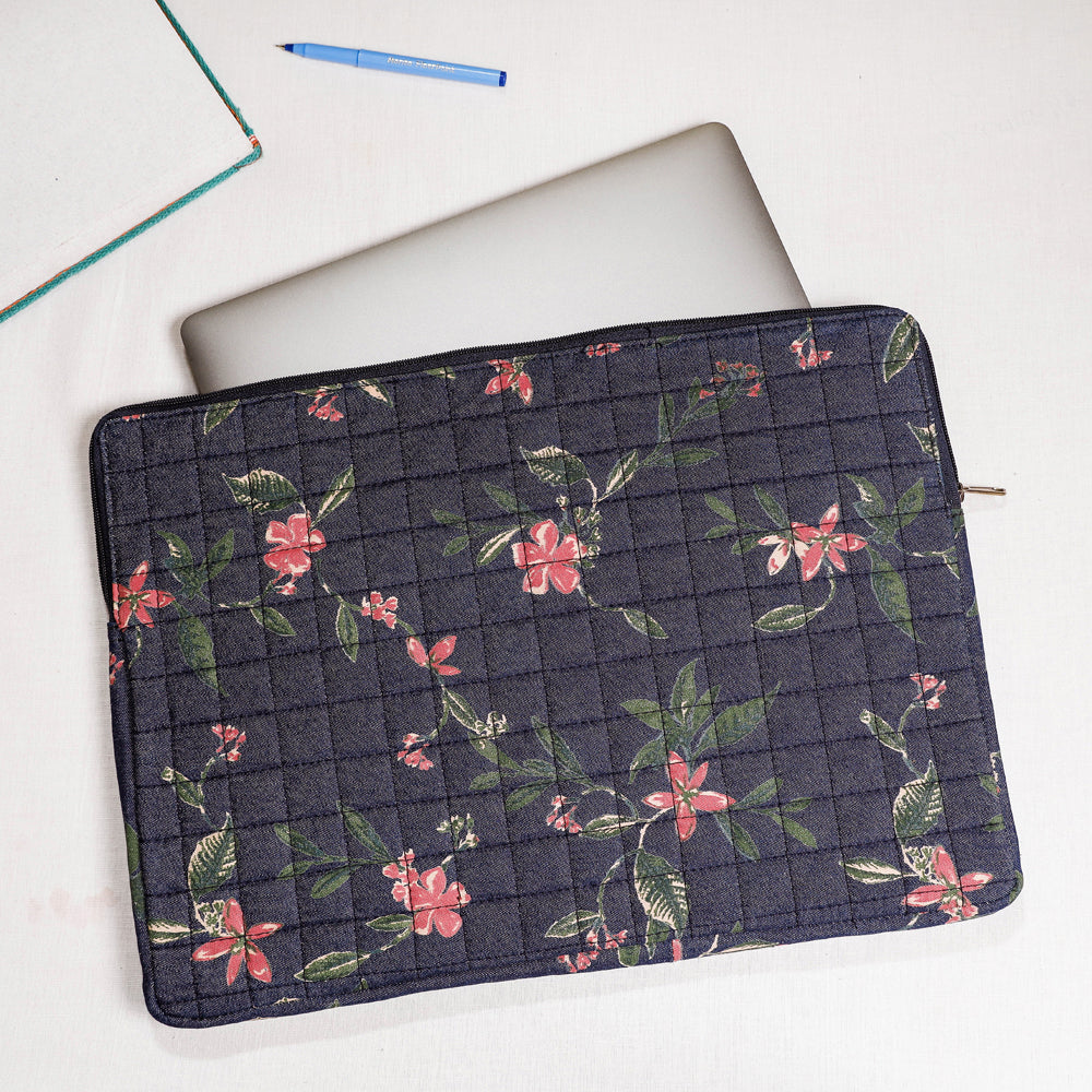 quilted laptop sleeve