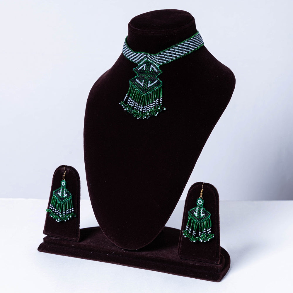 neemuch beadwork necklace set