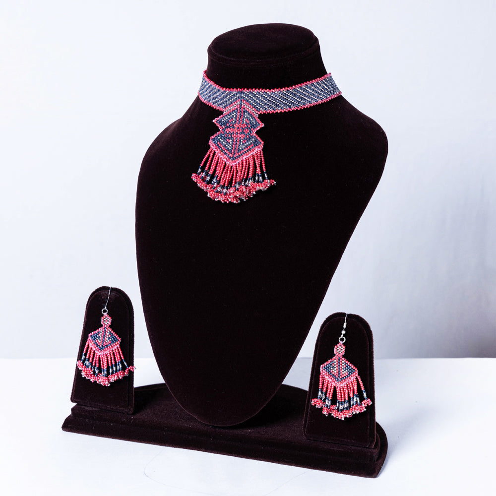 neemuch beadwork necklace set