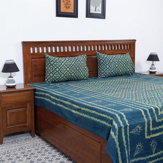 Green - Akola Block Printing Jhiri Handloom Cotton Double Bed Cover (102 x 87 in)