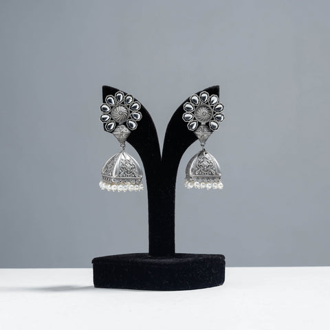 Buy Antique Silver Finish Oxidised Brass Base Jhumki Earrings Online l iTokri.com