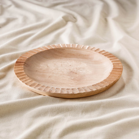 Hand Carved Natural Neem Wooden Round Plate (9 x 9 in)
