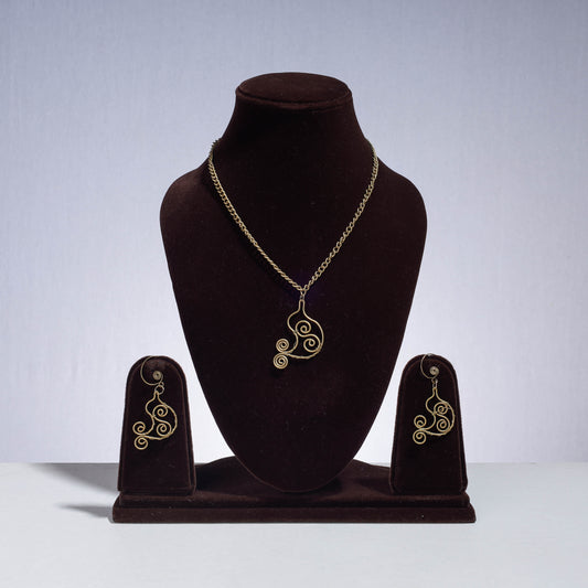 patwa thread chain necklace set