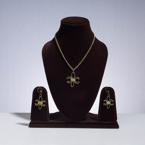 Handmade Patwa Threadwork Necklace Set - Buy Patwa Necklaces 