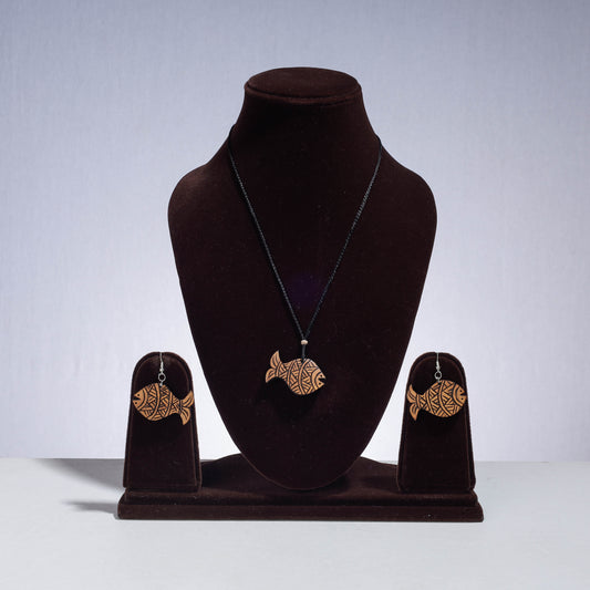 tuma craft necklace set