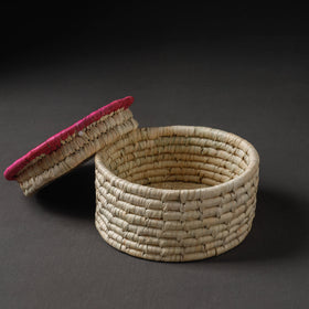 Handcrafted Sabai Grass Beige Multipurpose Container Box (8 x 8 in)