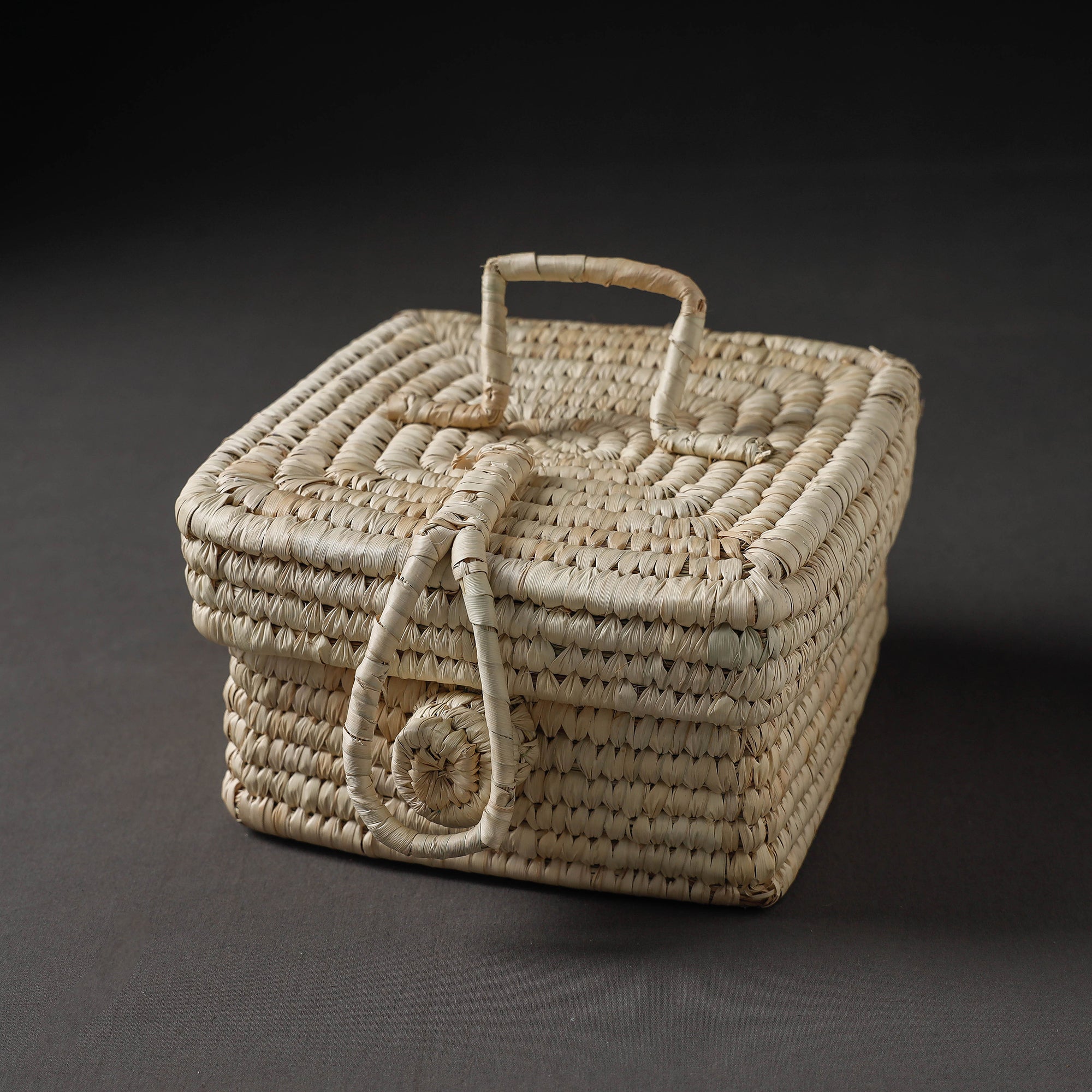 Handcrafted Sabai Grass Multipurpose Square Beige Container Box (9 x 9 in)