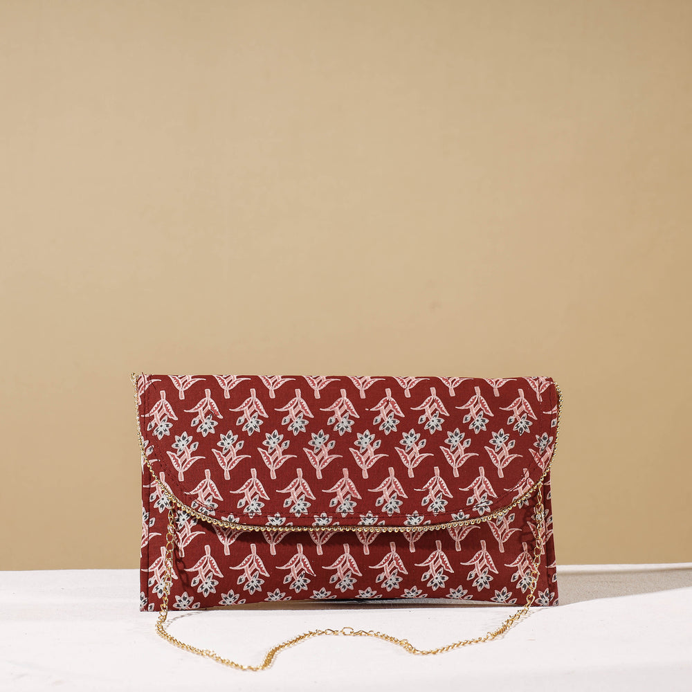 printed sling clutch