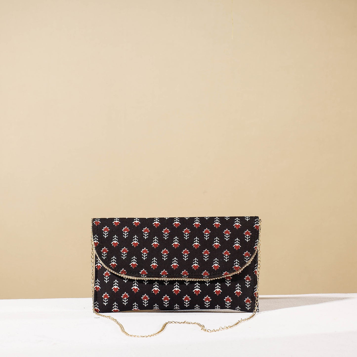 Marudhara Printed Sling Clutch Wallet