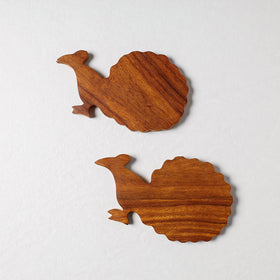  Hand Carved Sheesham Wood Coasters (Set of 2) Online at iTokri.com 