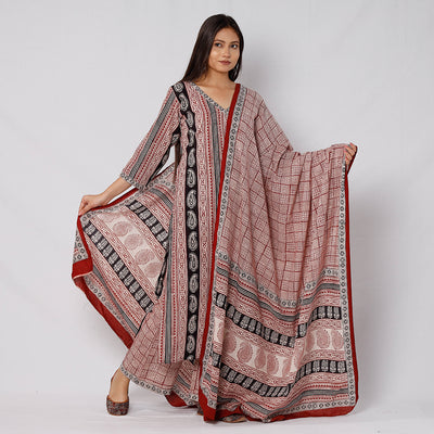 Bagh Kurta Set 