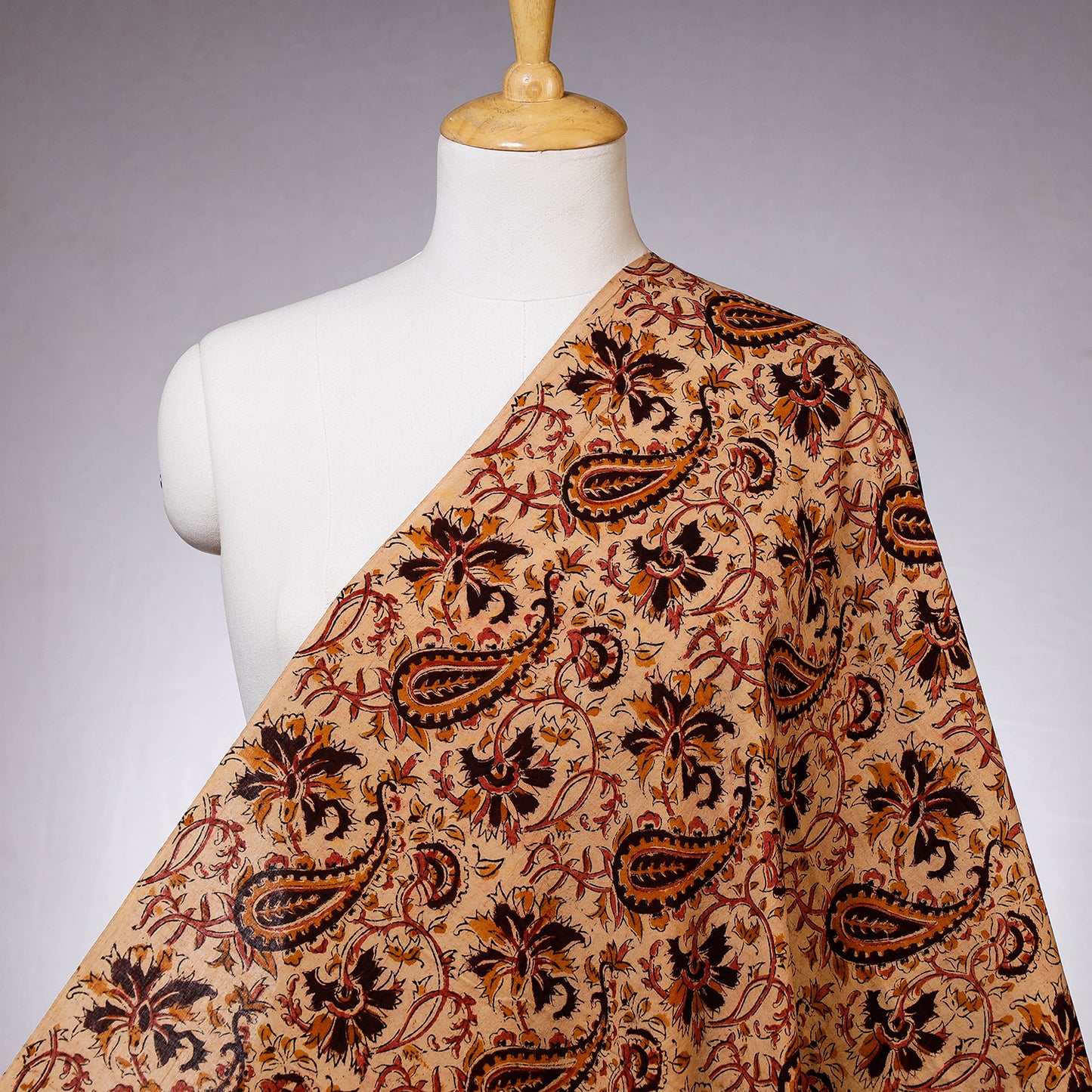 Buy Pedana Kalamkari Block Printing Cotton Fabric Online at iTokri.com