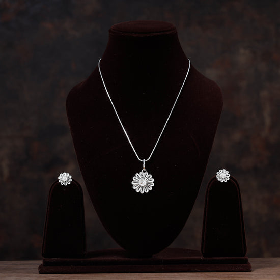 filigree silver necklace set