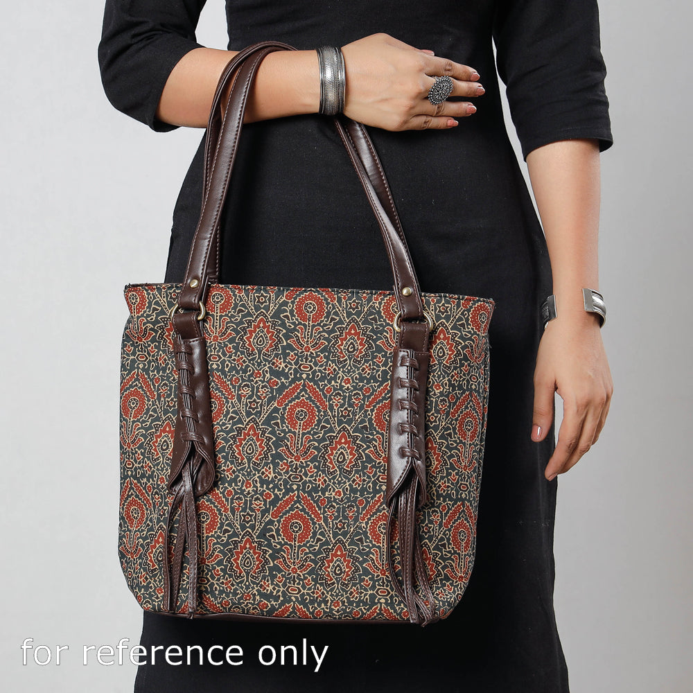  Kutch Handcrafted Cotton Shoulder Bag 