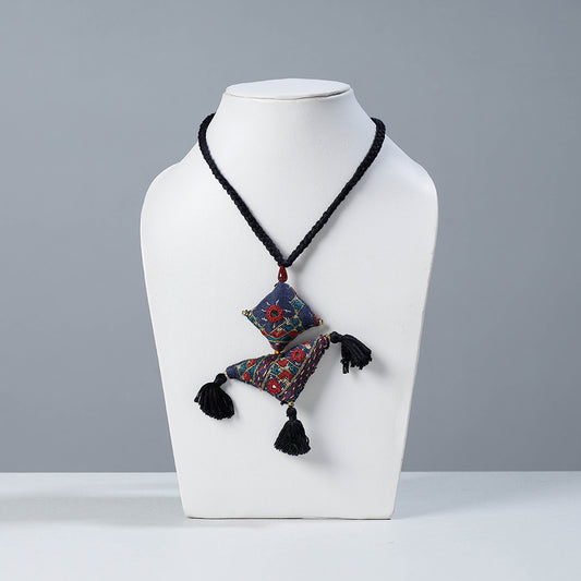 Kutch Pakko Embroidery Necklace by Qasab