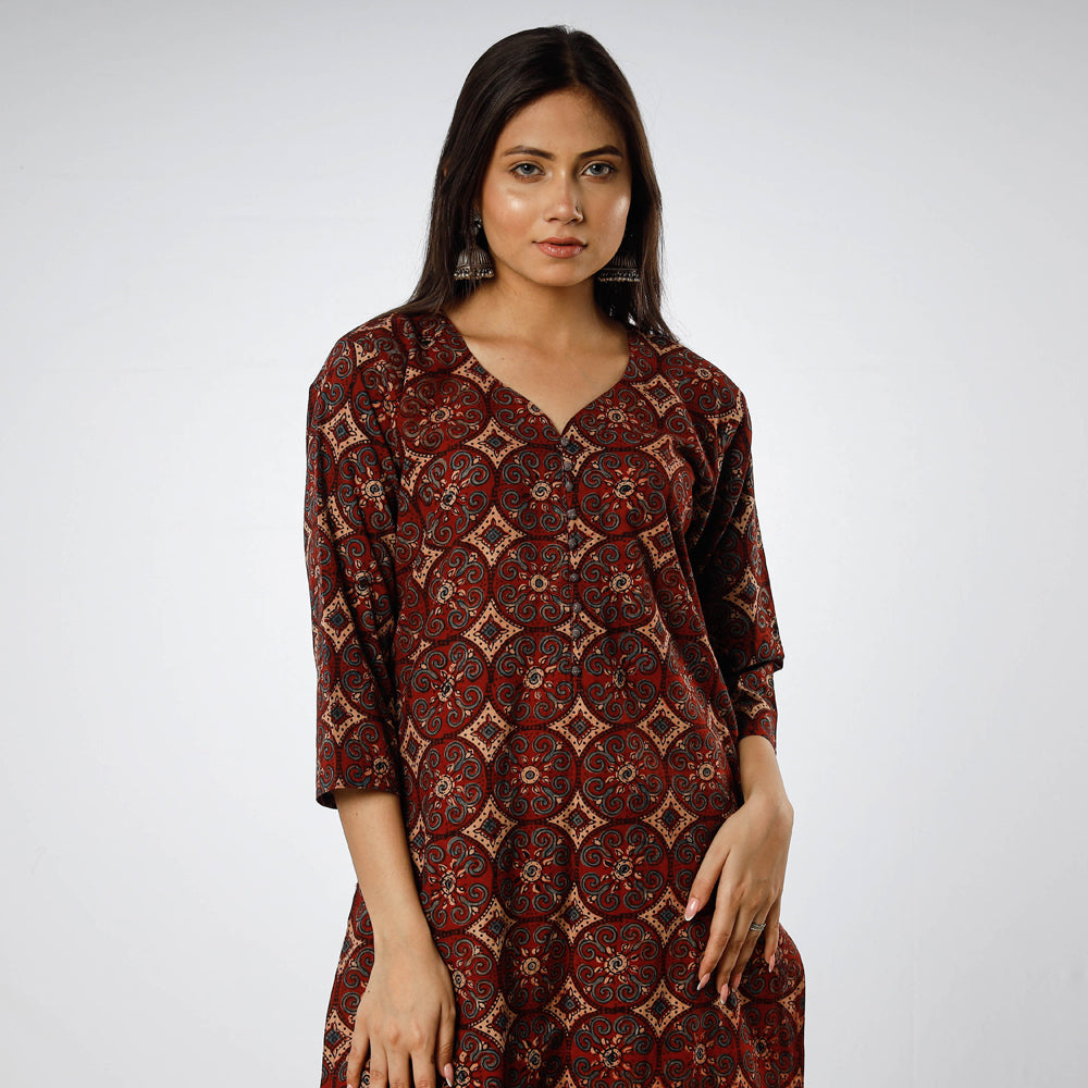 Buy Maroon iTokri Casuals - Ajrakh Block Print Cotton Long Kurta Online at iTokri.com