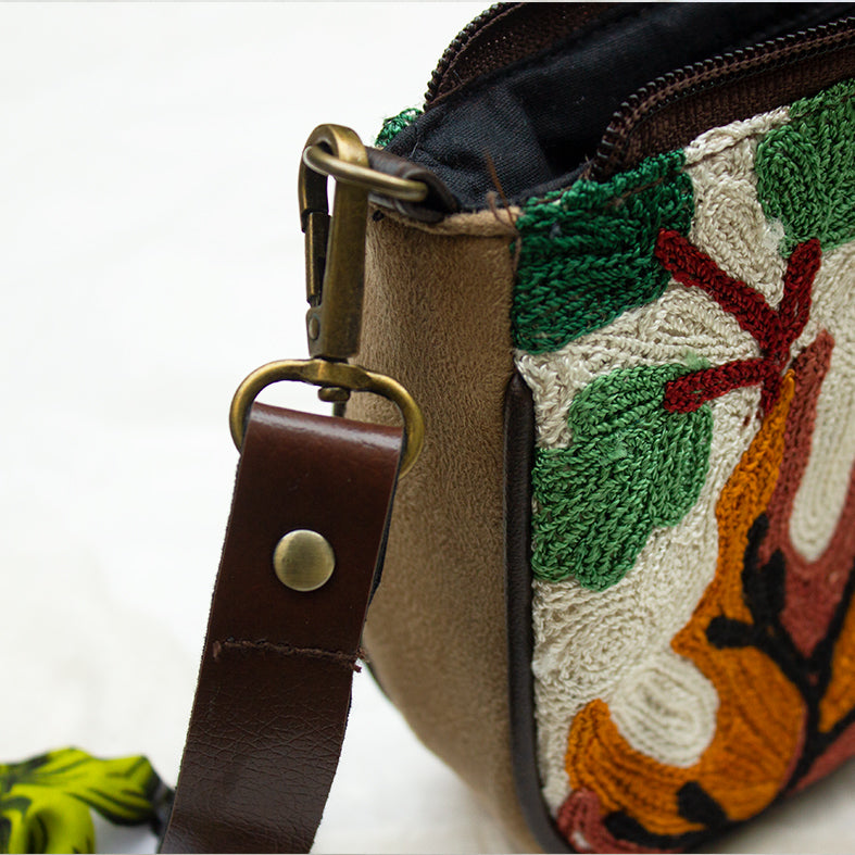 Embroidery Baugette Bag